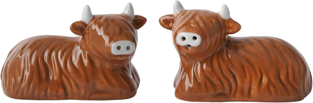 Highland Cow Salt and Pepper Shaker Set